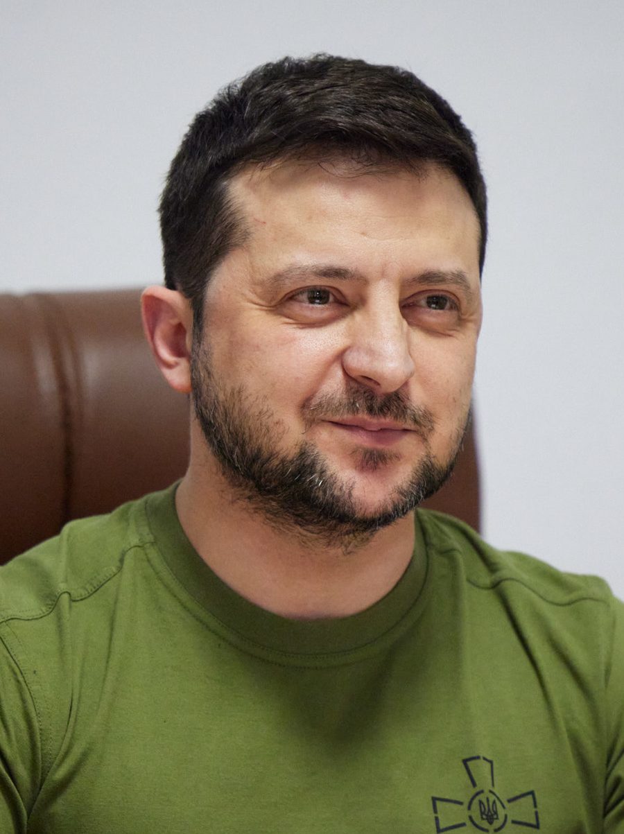 Portrait of Tom Alvarez