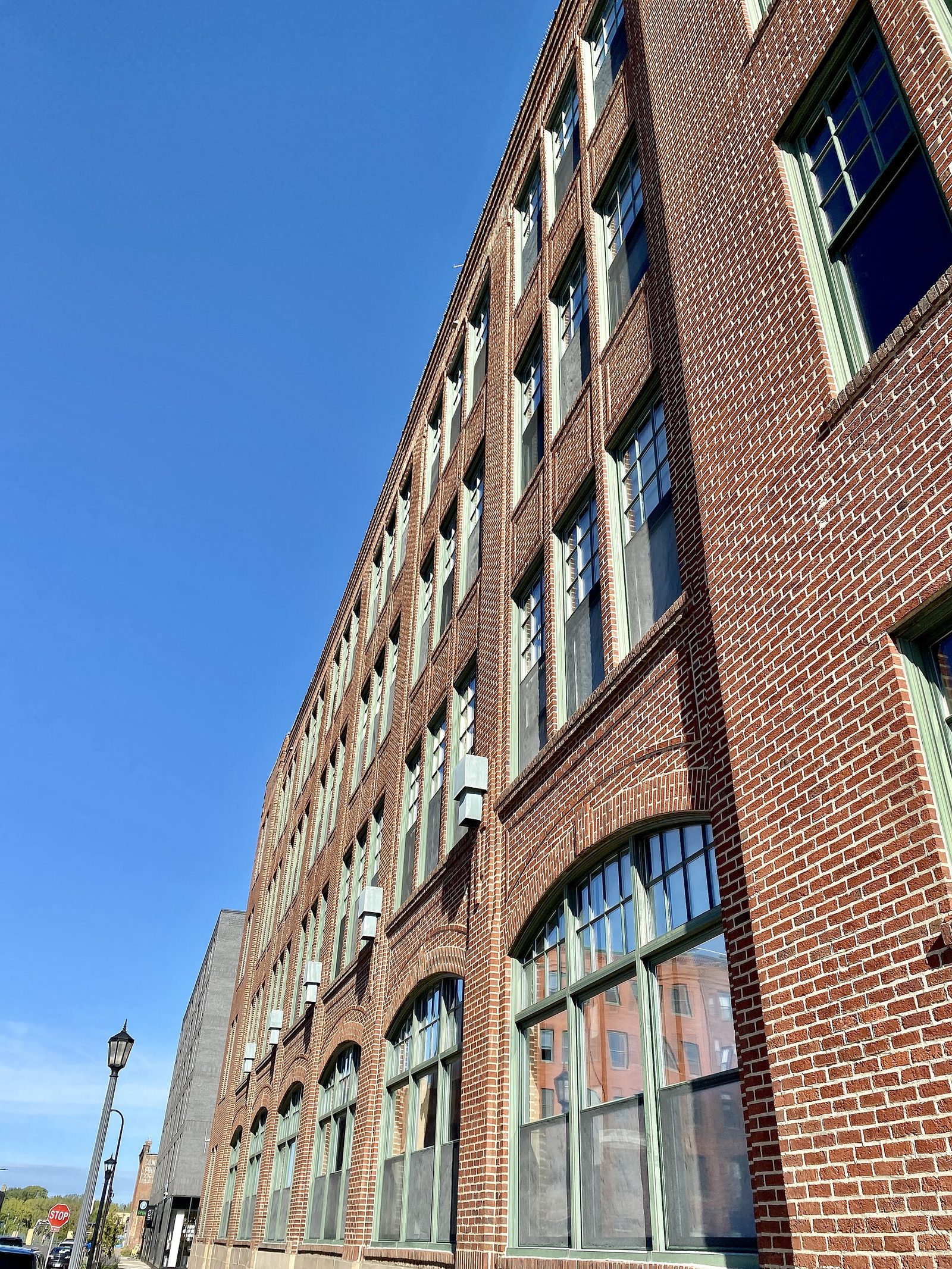Condo on Orchard Street, Cedar Hollow - Wide-lot condo with guest suite